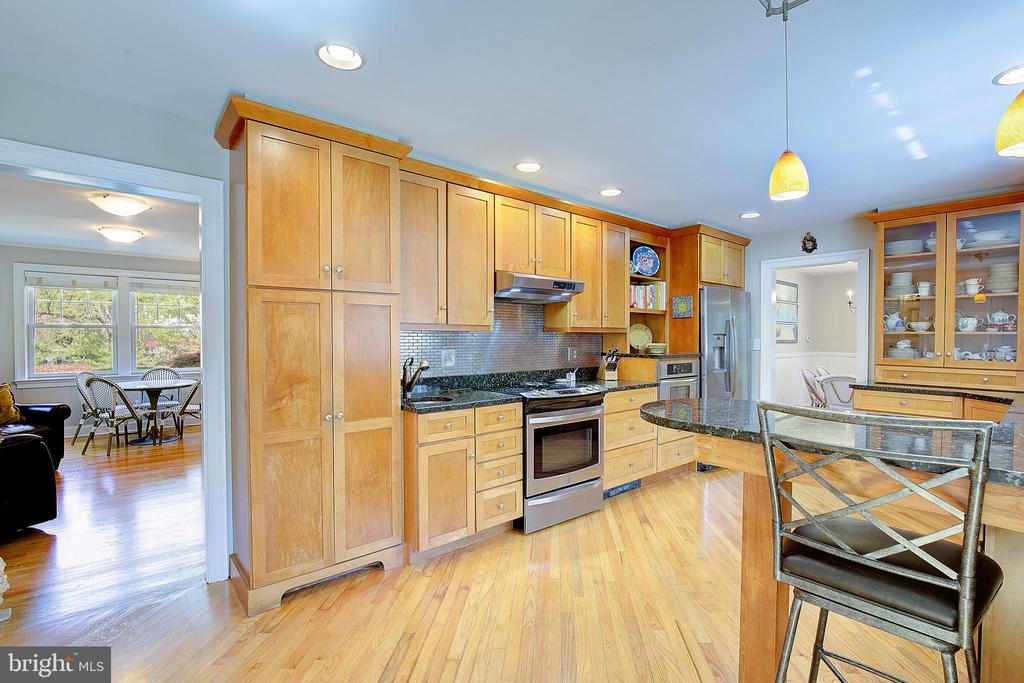 2 ISAACS STREET
