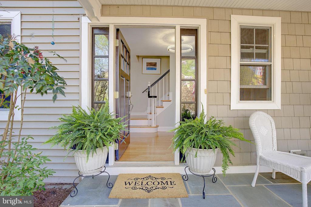 2 ISAACS STREET