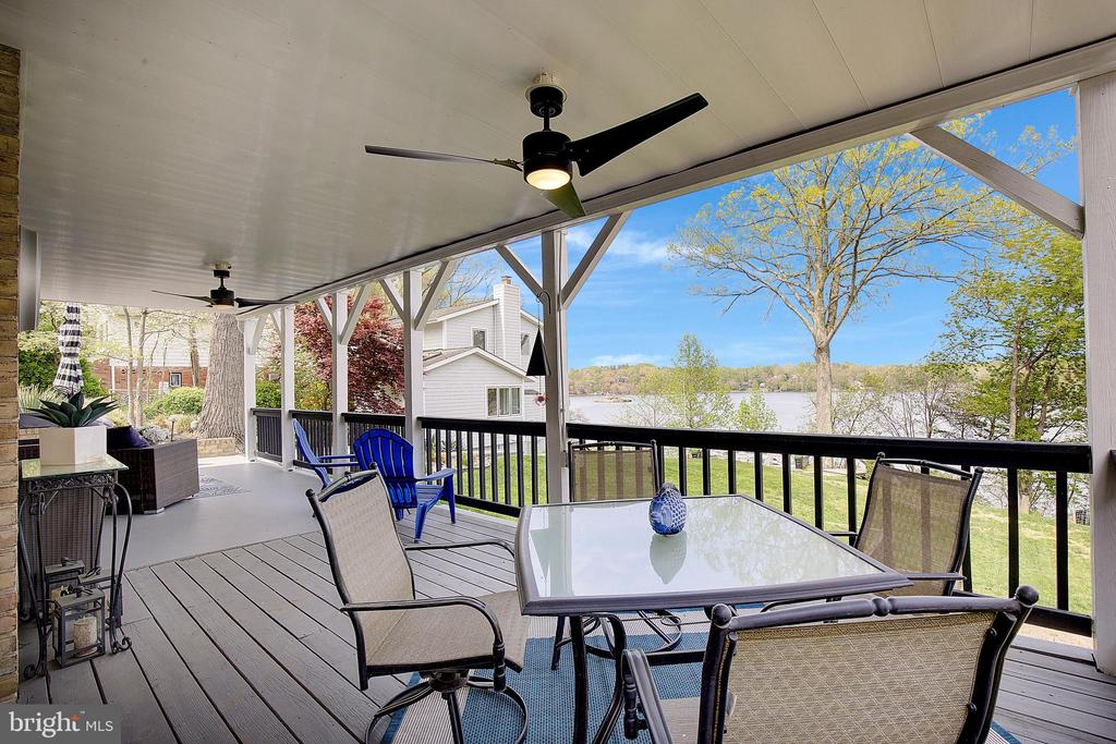 1164 OAK VIEW DRIVE