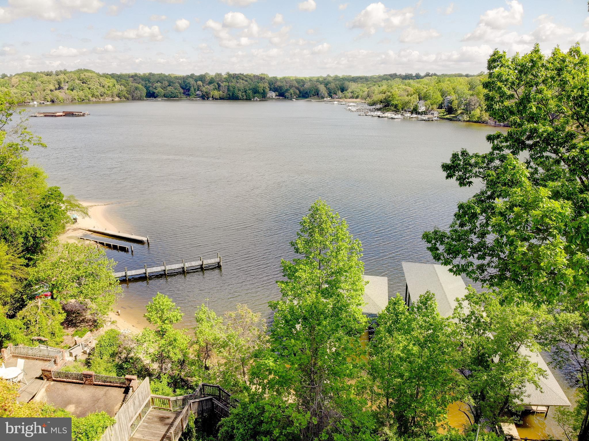 1164 OAK VIEW DRIVE