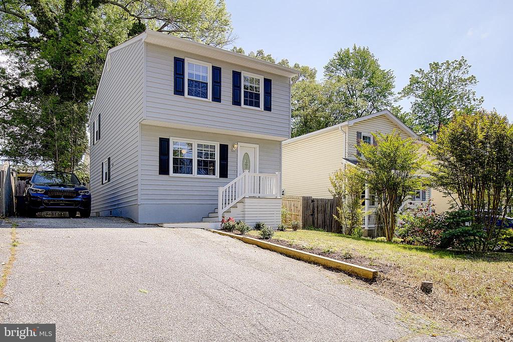 1739 QUANTICO ROAD