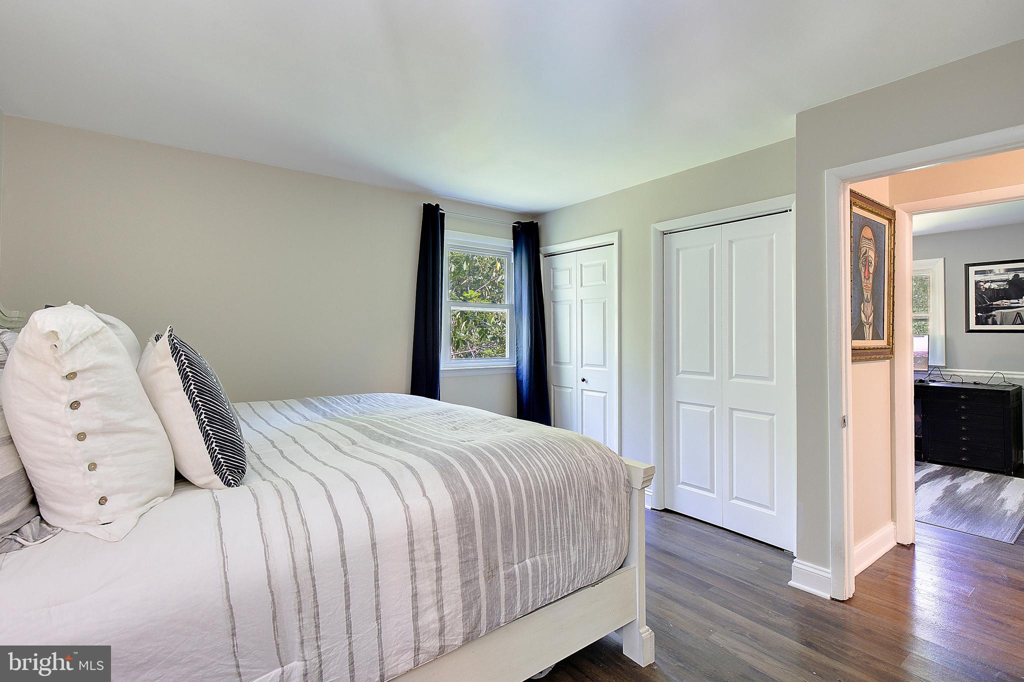 2190 HALLMARK COURT