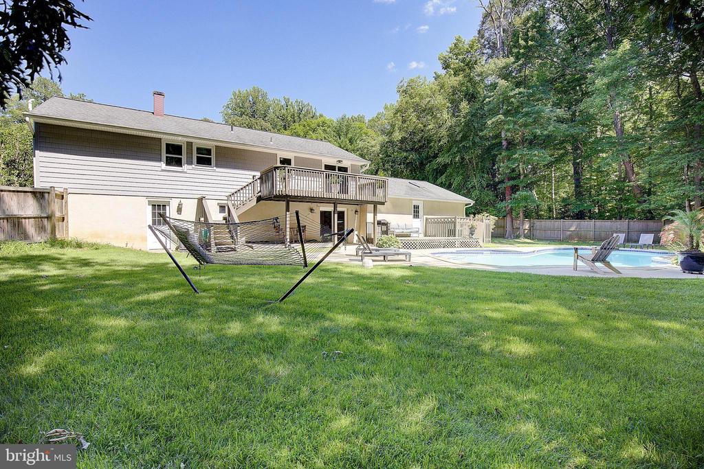 2190 HALLMARK COURT