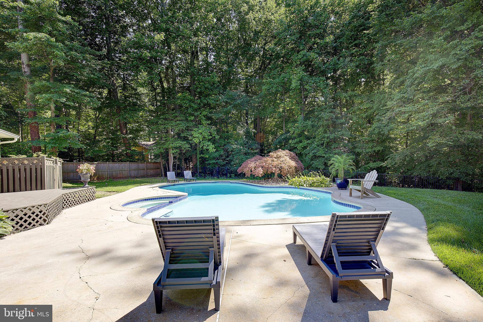 2190 HALLMARK COURT