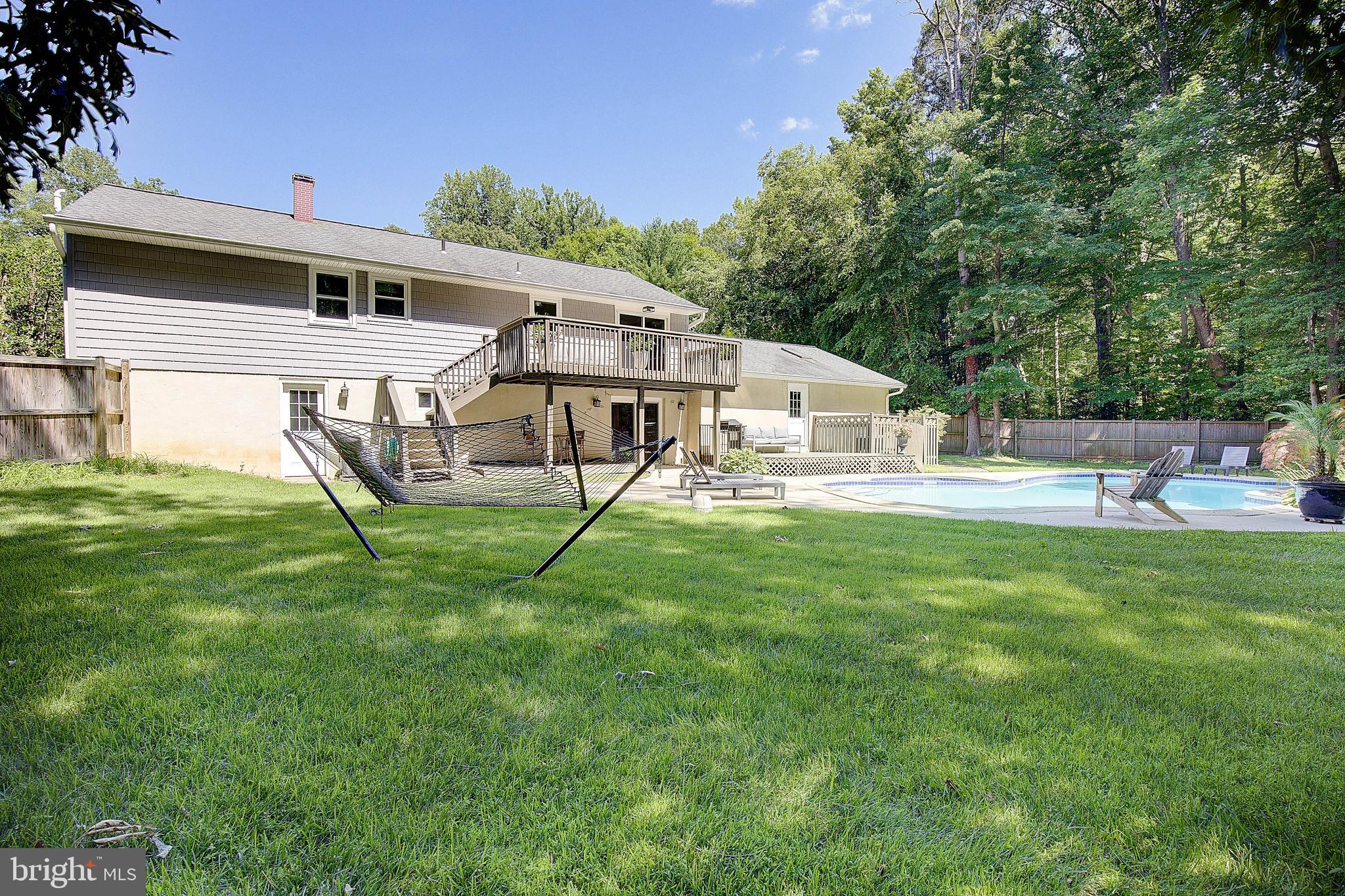 2190 HALLMARK COURT