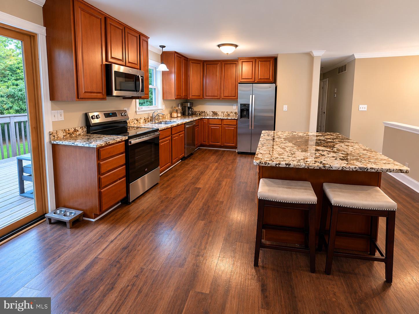 2190 HALLMARK COURT