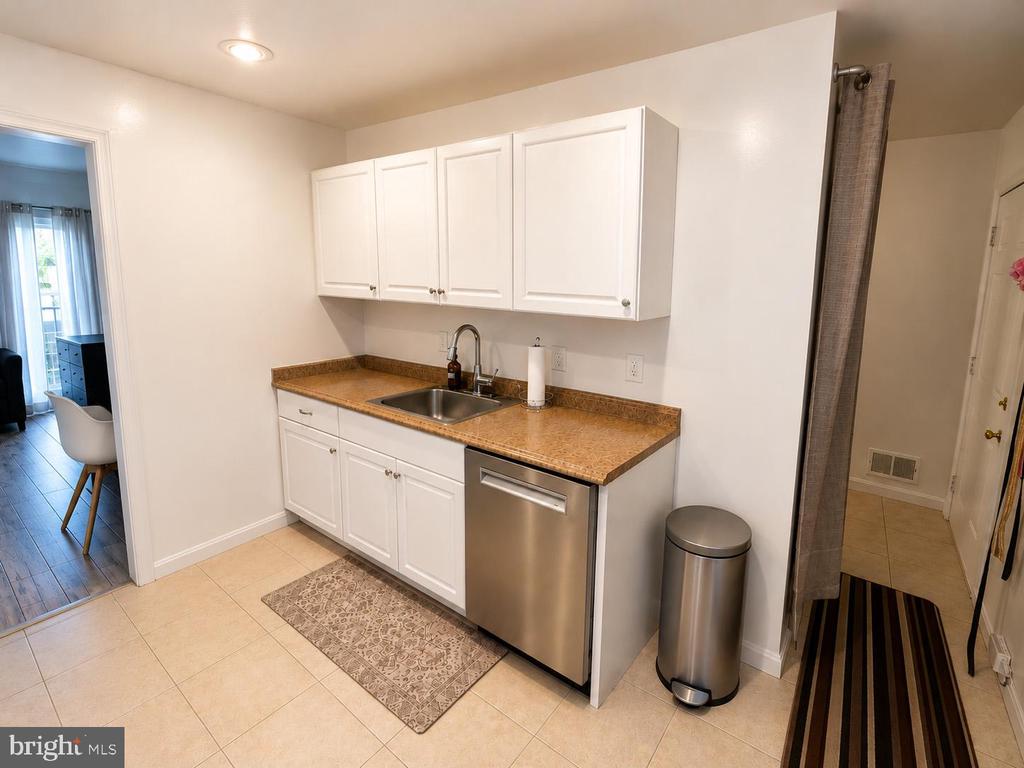 1240 GEMINI DRIVE Unit: 85