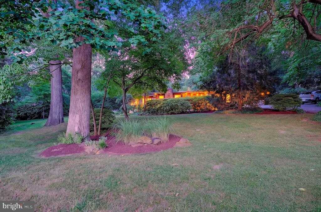 1169 LATROBE DRIVE