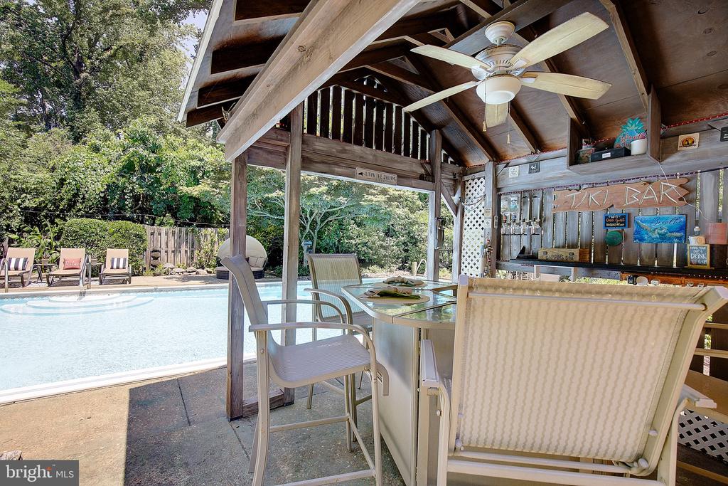 1169 LATROBE DRIVE
