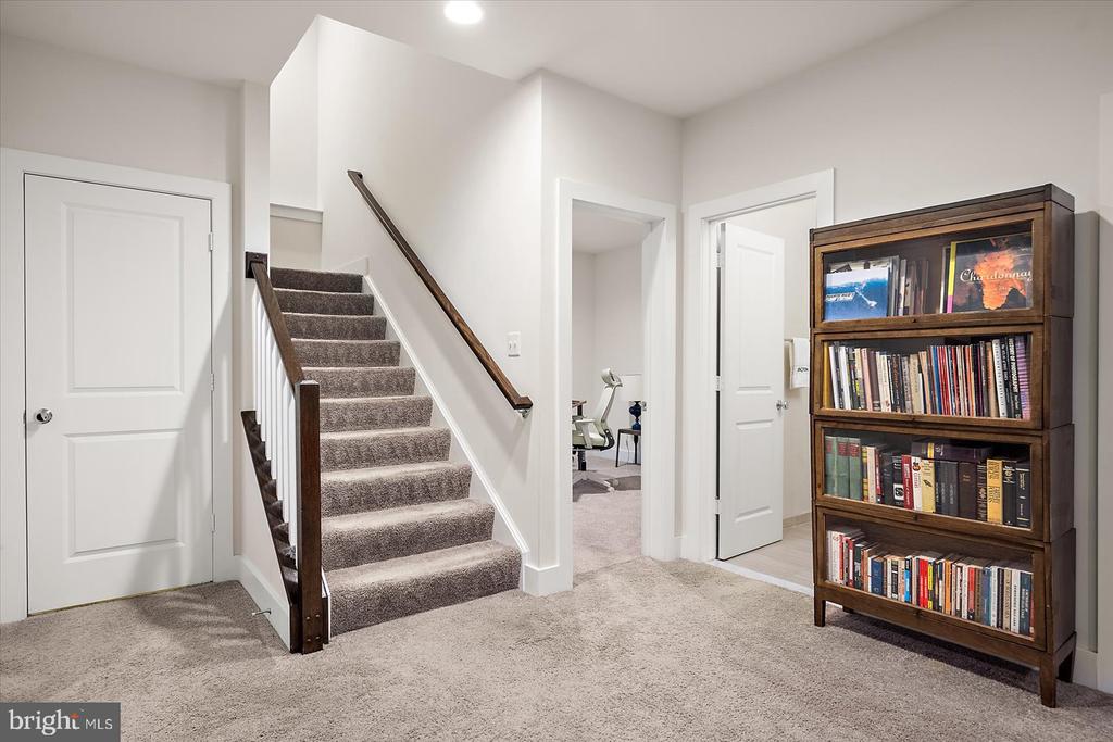 52 PRIMROSE HILL LANE