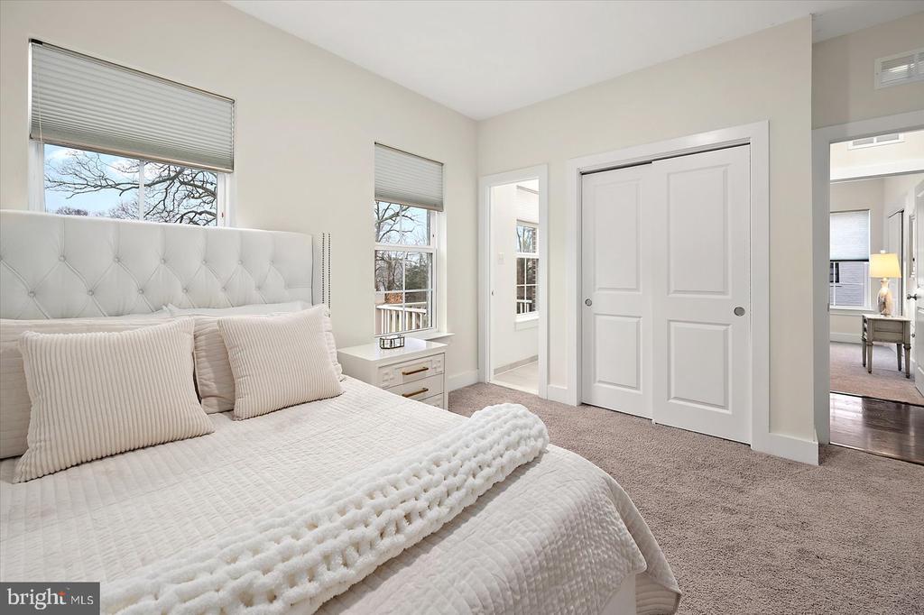 52 PRIMROSE HILL LANE