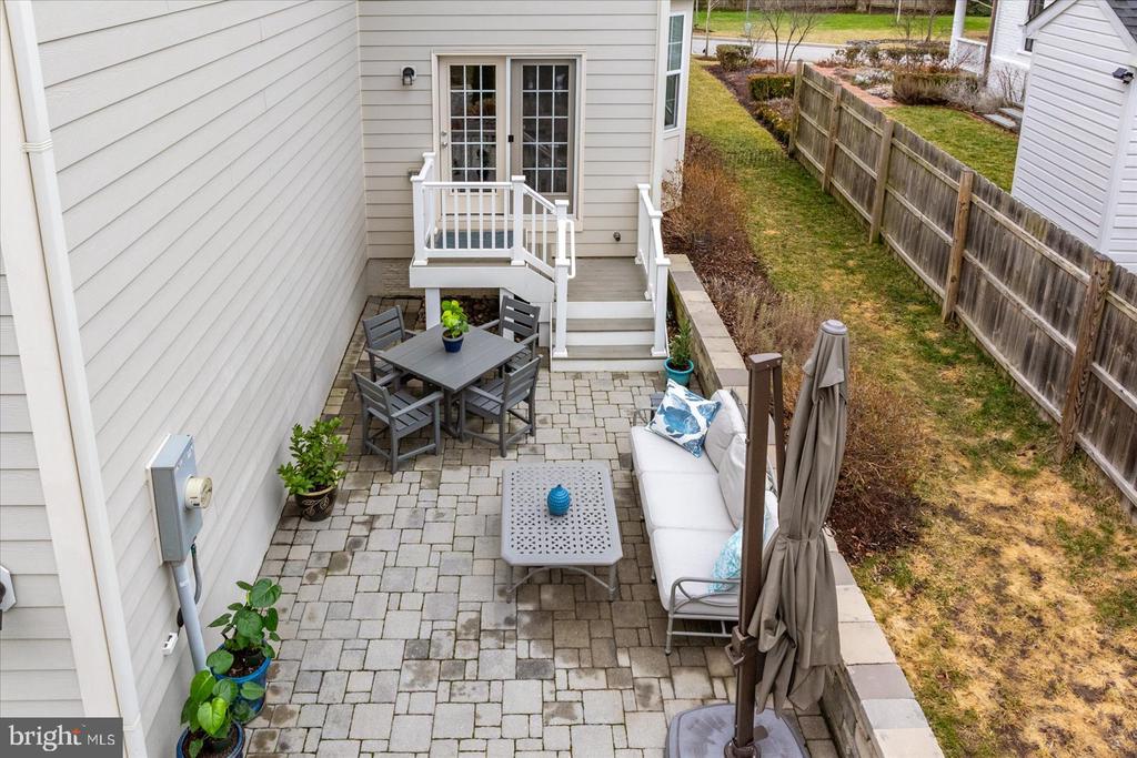 52 PRIMROSE HILL LANE