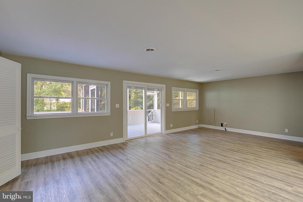 5703 GREAT OAK PARKWAY