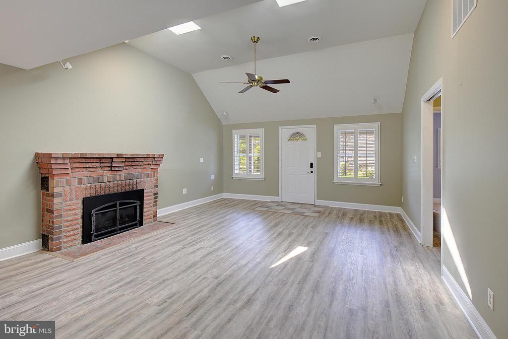 5703 GREAT OAK PARKWAY