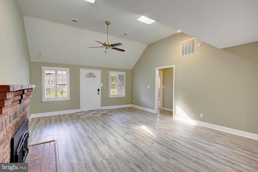 5703 GREAT OAK PARKWAY