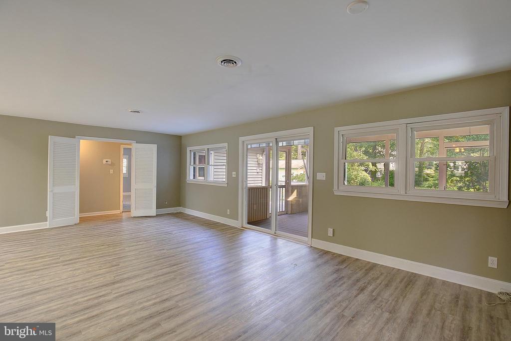 5703 GREAT OAK PARKWAY