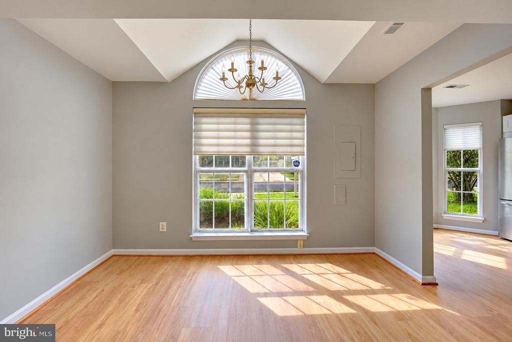 908 WINDWHISPER LANE