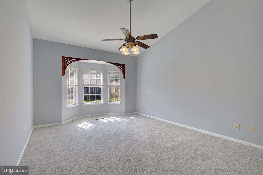 908 WINDWHISPER LANE