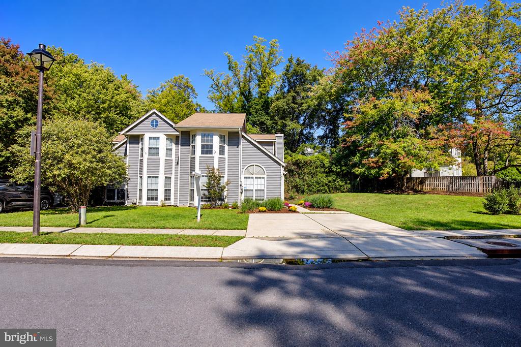 908 WINDWHISPER LANE