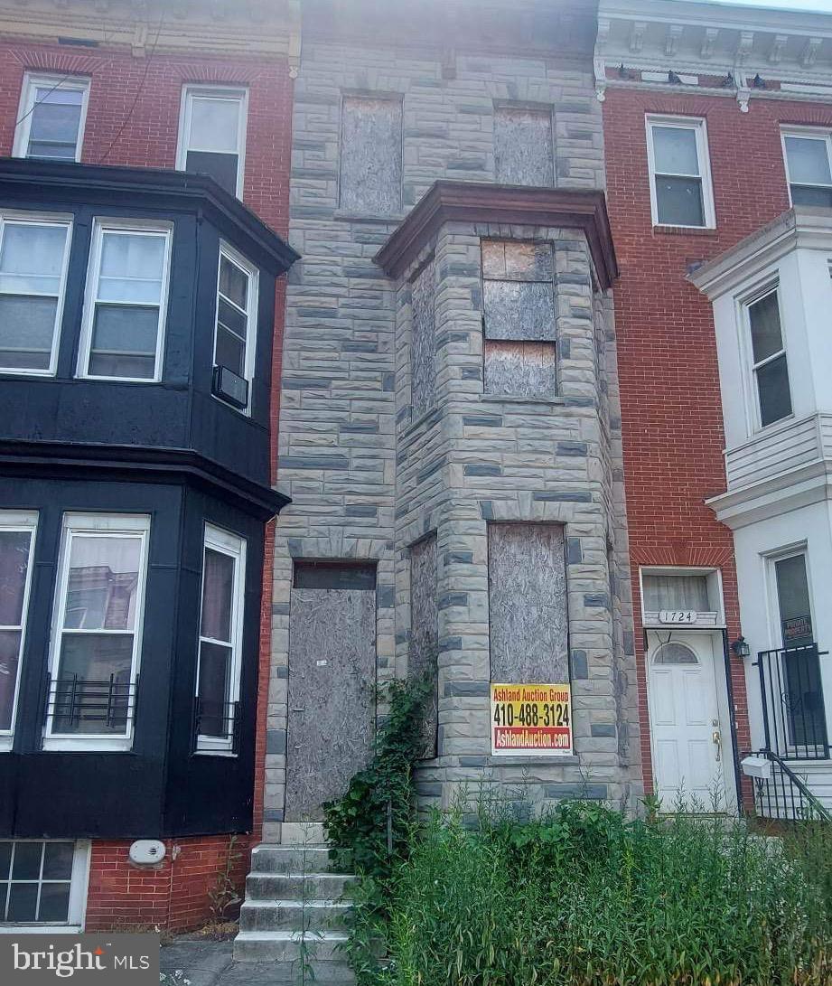 1722 McCulloh STREET