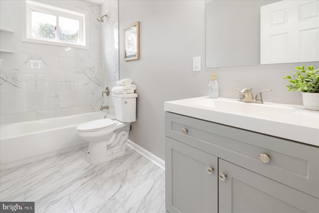 2907 Rogers