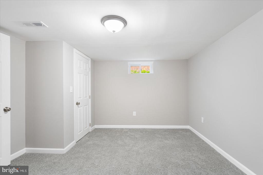2907 Rogers