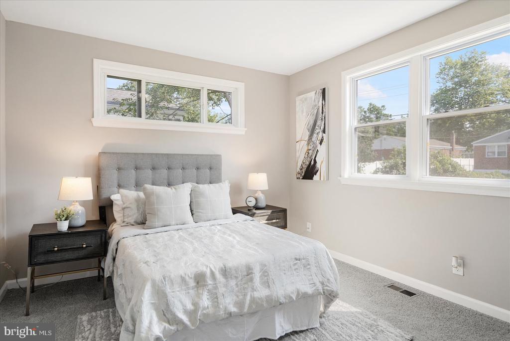 2907 Rogers