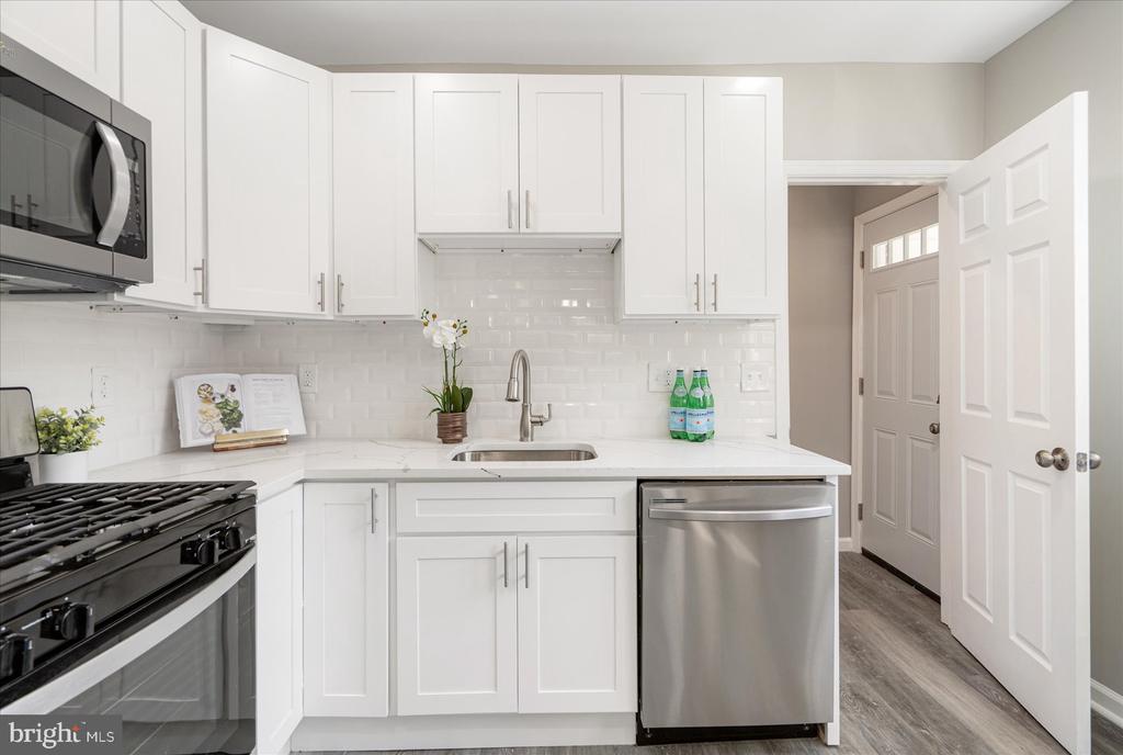2907 Rogers