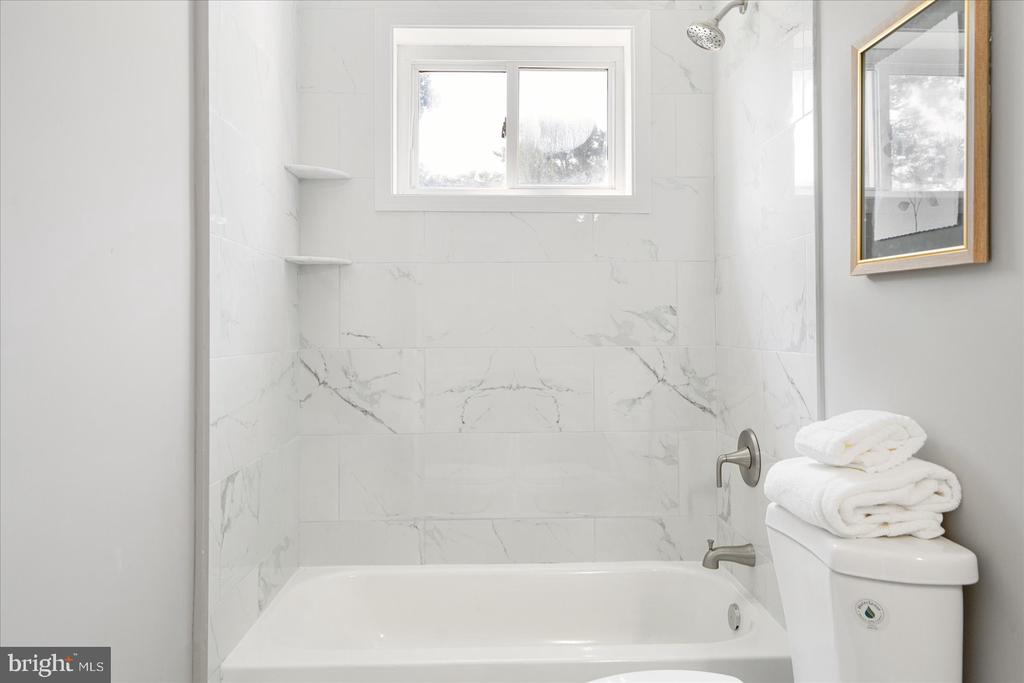 2907 Rogers