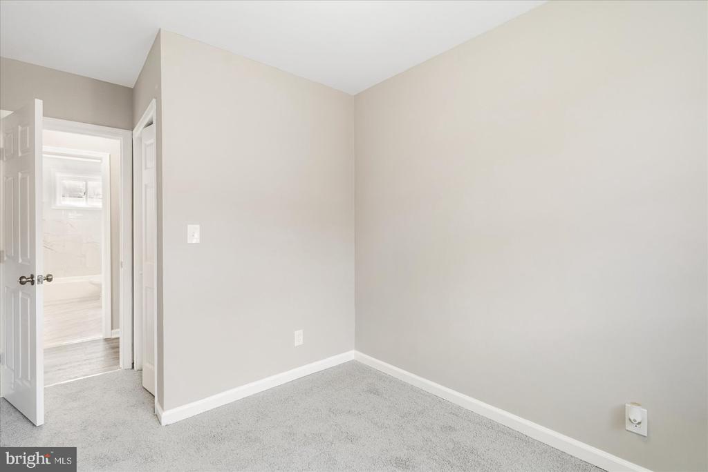2907 Rogers