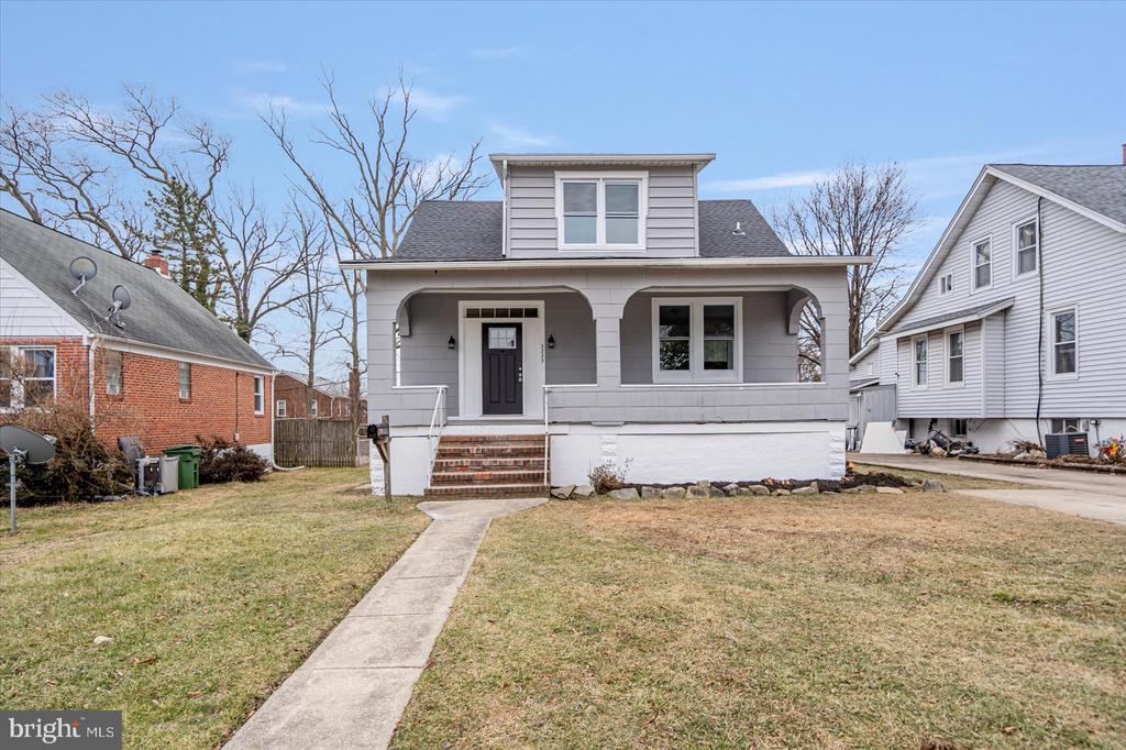 3223 Chesley Ave
