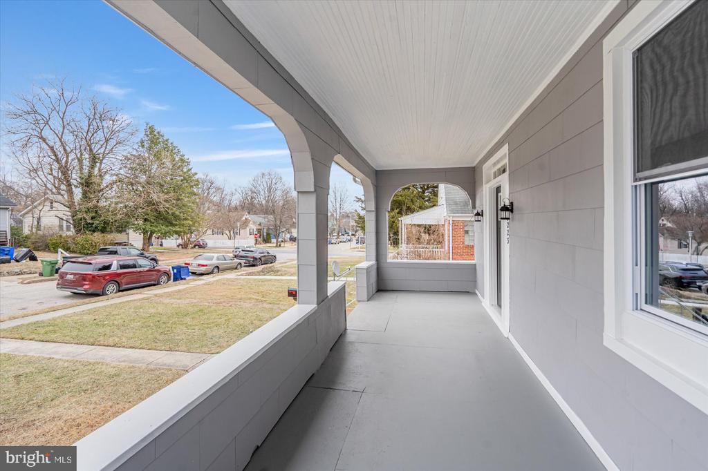 3223 Chesley Ave