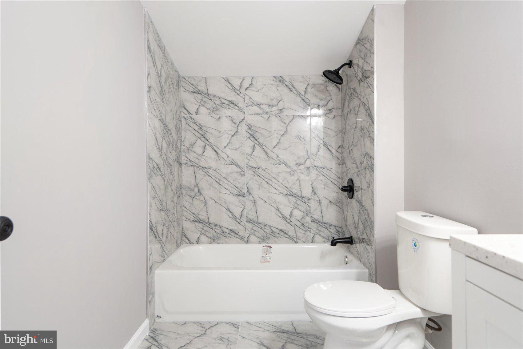 3907 FLEETWOOD AVENUE