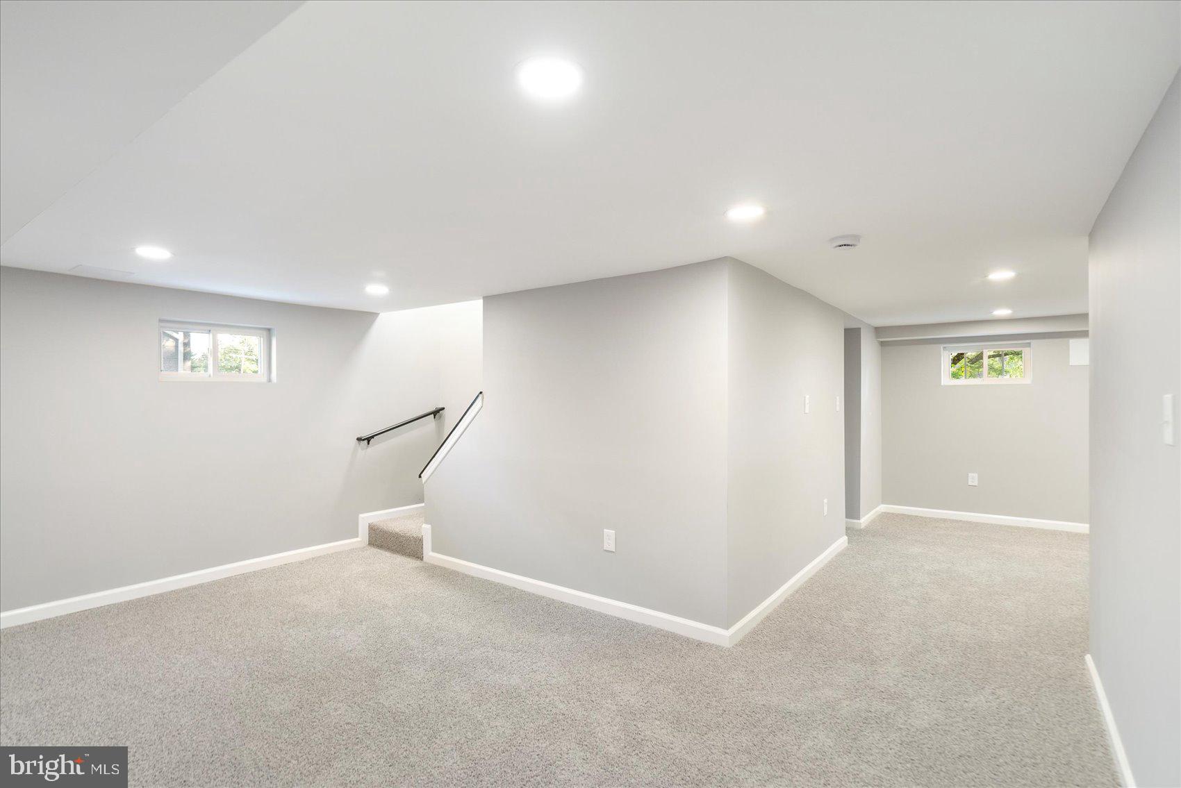 3907 FLEETWOOD AVENUE