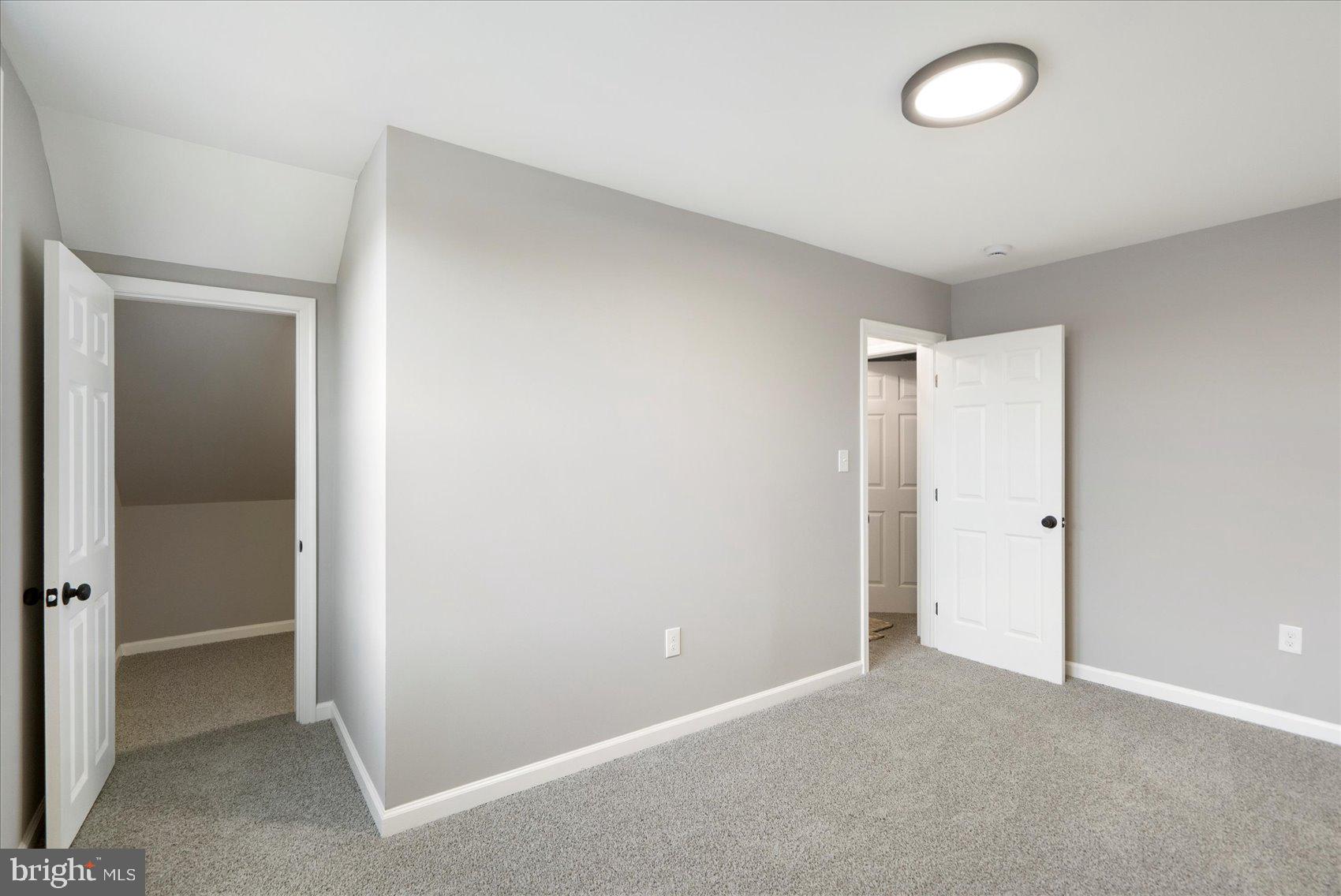 3907 FLEETWOOD AVENUE