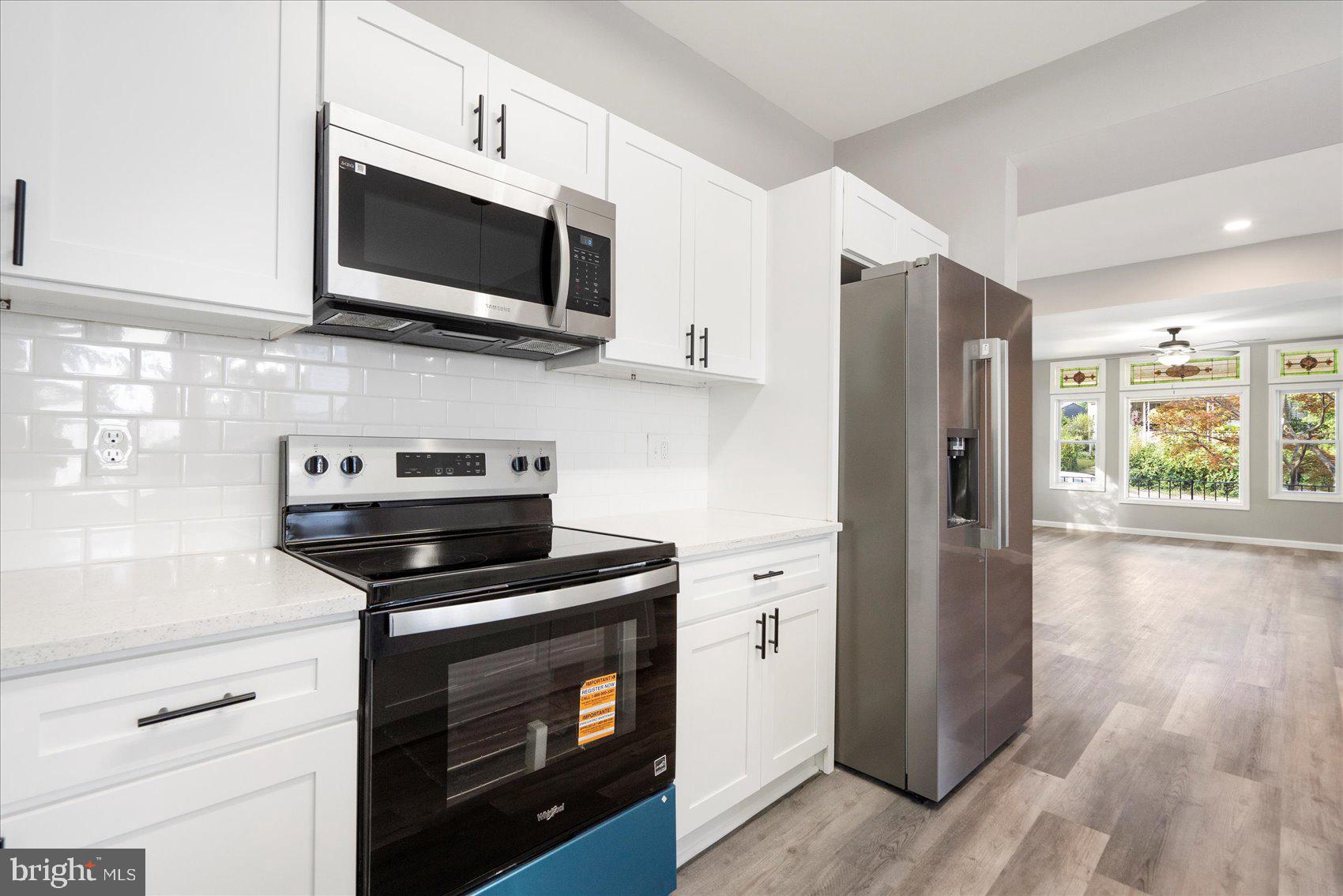 3907 FLEETWOOD AVENUE