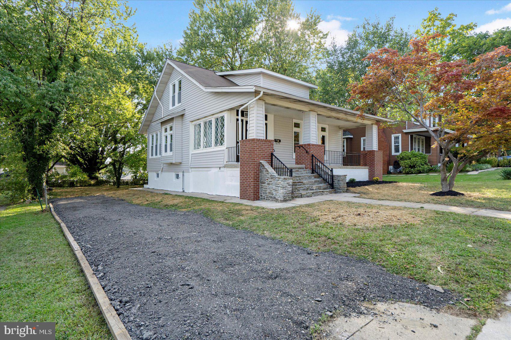 3907 FLEETWOOD AVENUE