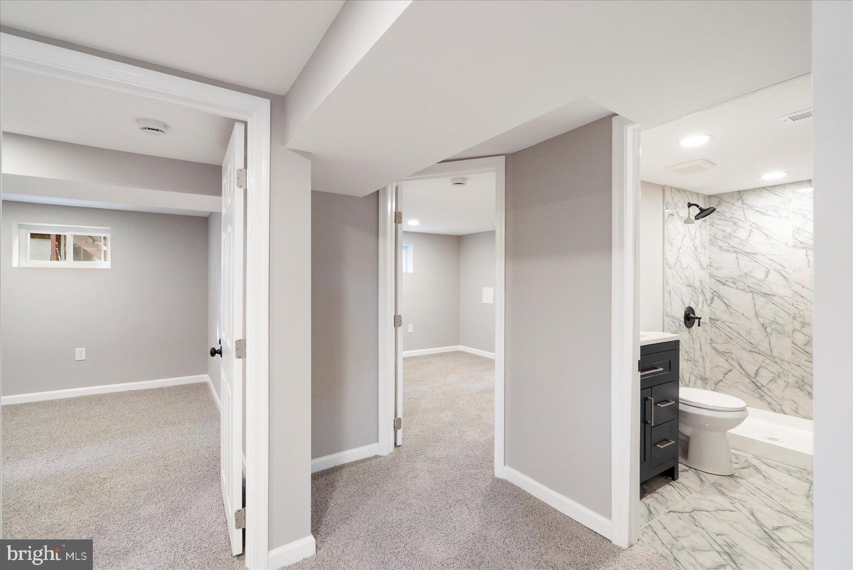 3907 FLEETWOOD AVENUE