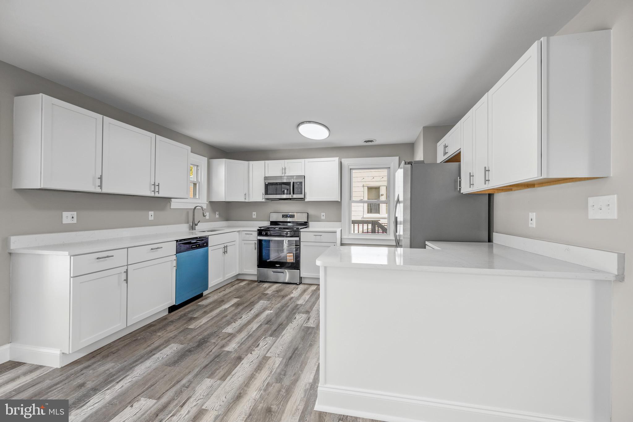 4502 PARKMONT AVENUE