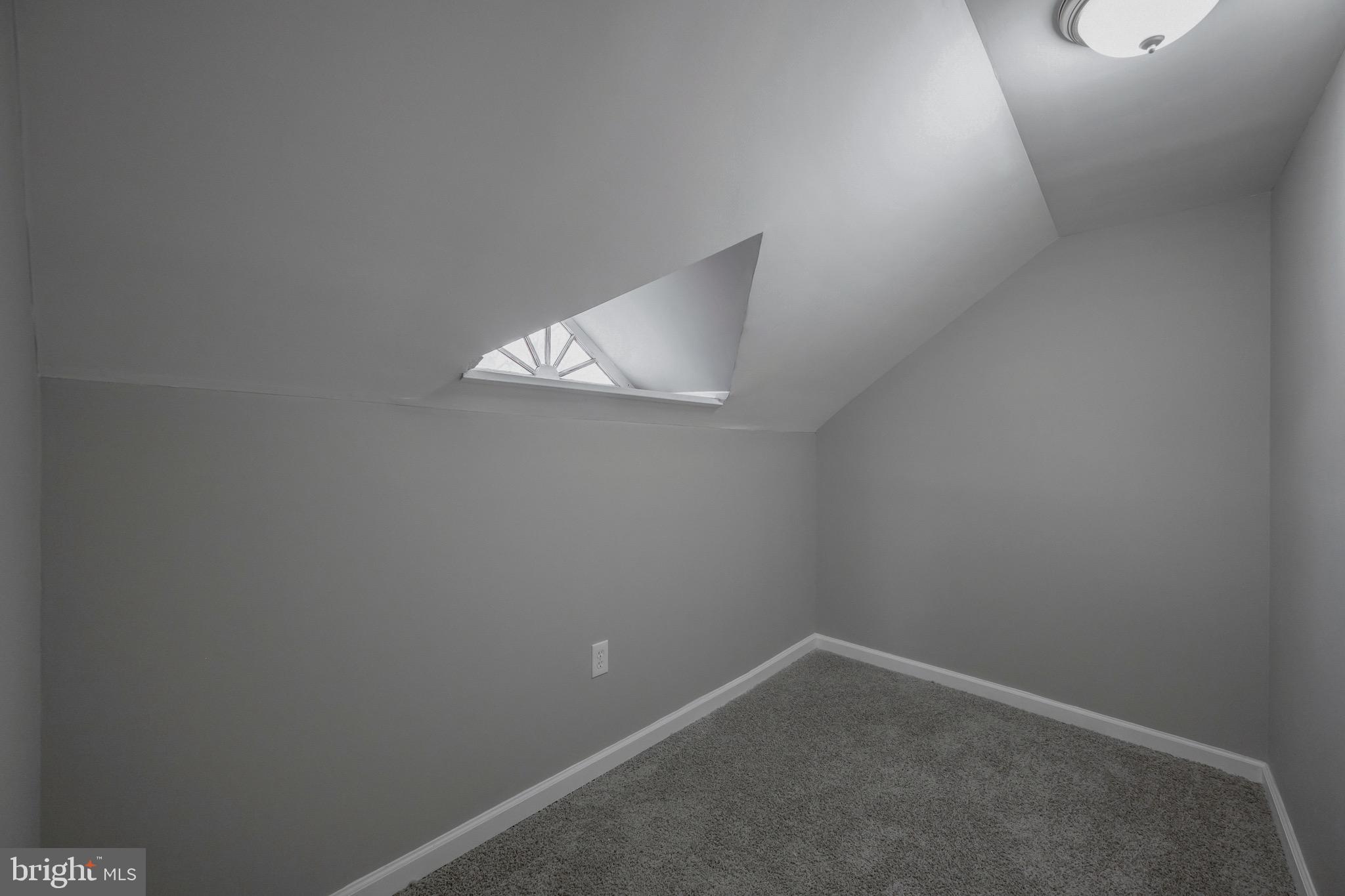 3809 N ROGERS AVENUE