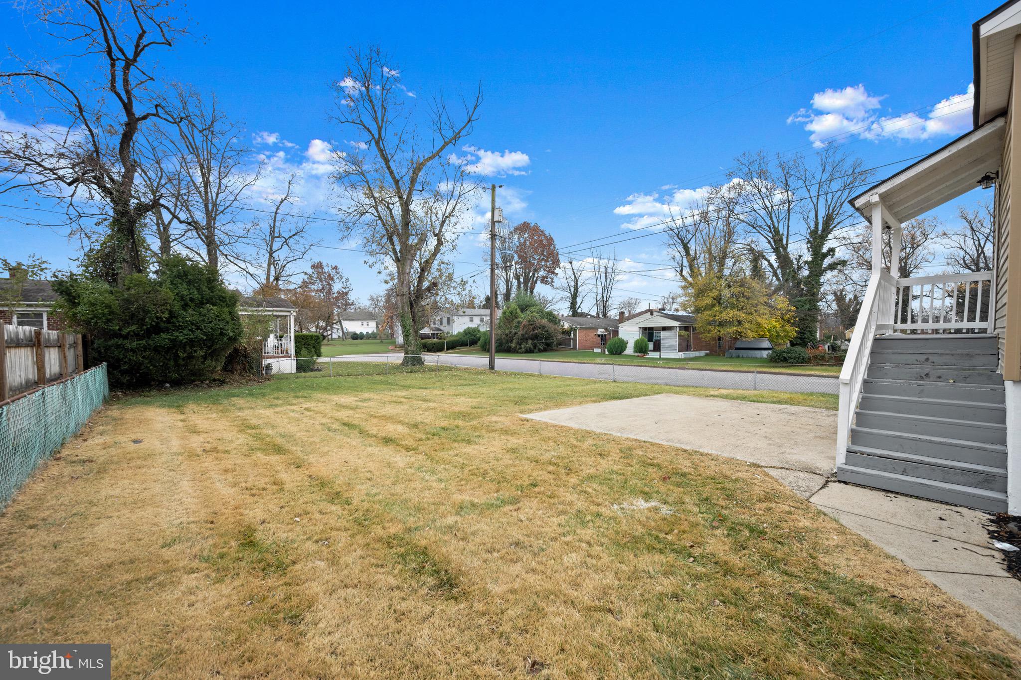 3809 N ROGERS AVENUE