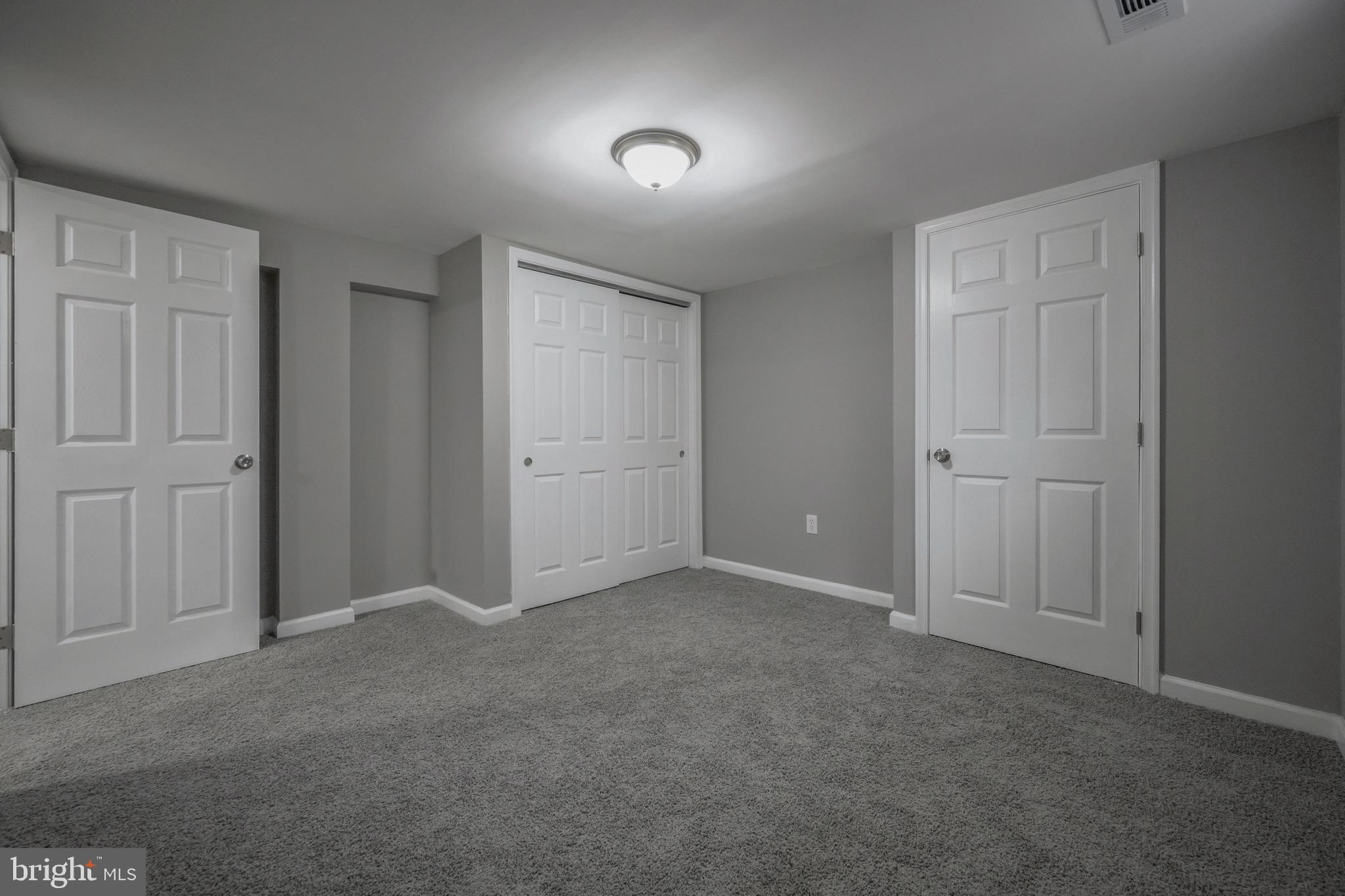 3809 N ROGERS AVENUE