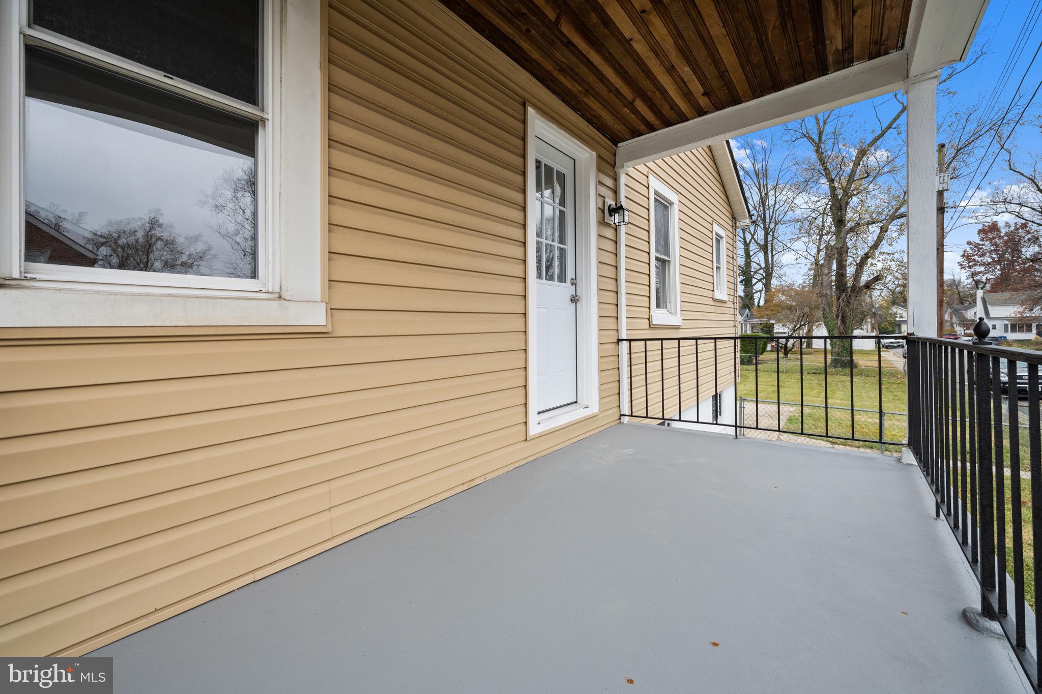 3809 N ROGERS AVENUE