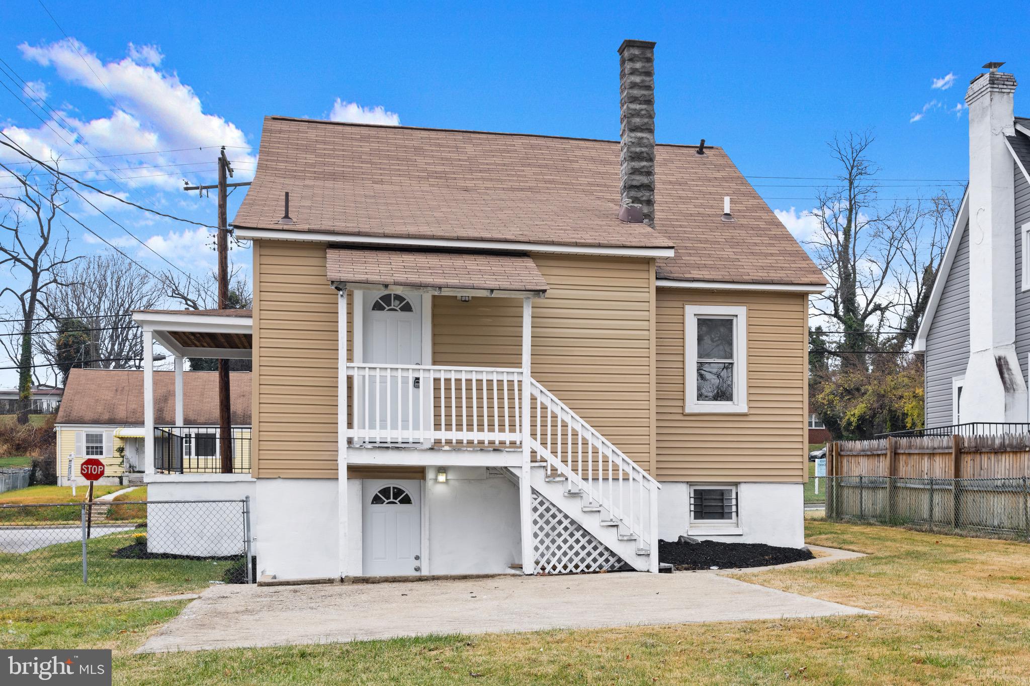 3809 N ROGERS AVENUE