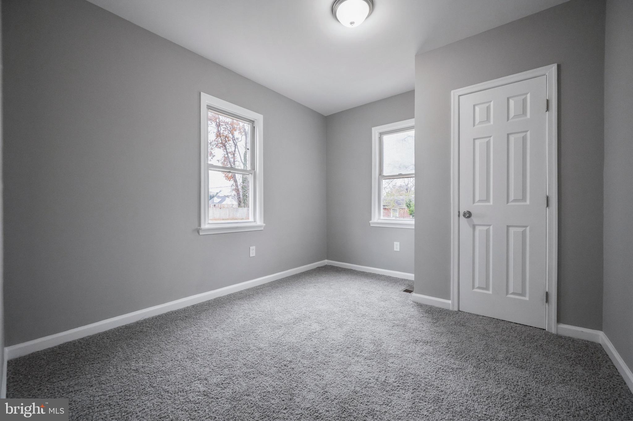 3809 N ROGERS AVENUE