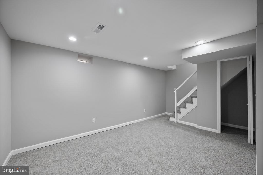 3401 COURT WAY