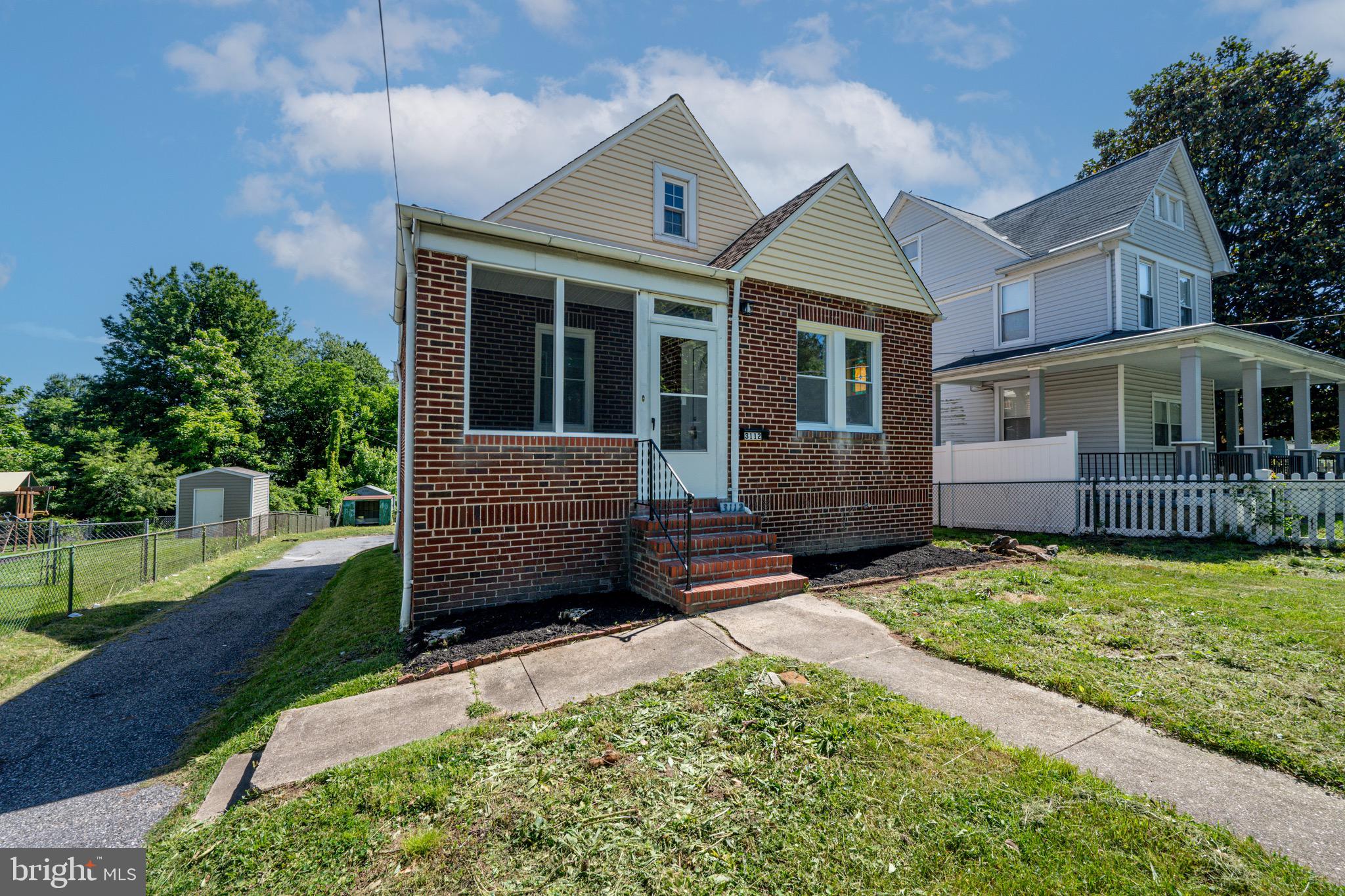 3112 LOUISE AVENUE