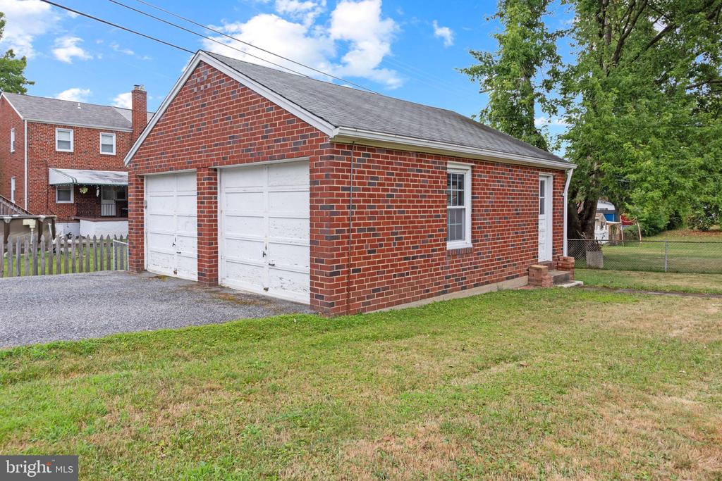 139 Sipple Ave