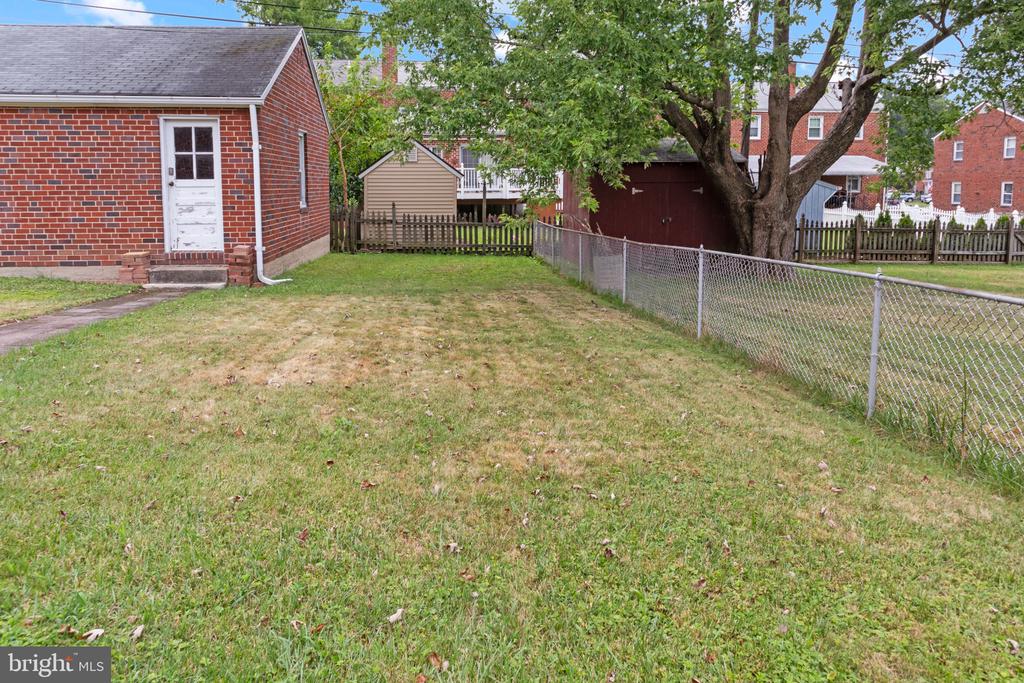 139 Sipple Ave