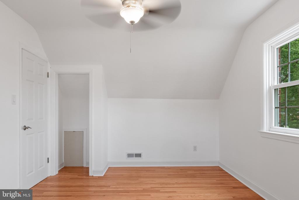 139 Sipple Ave